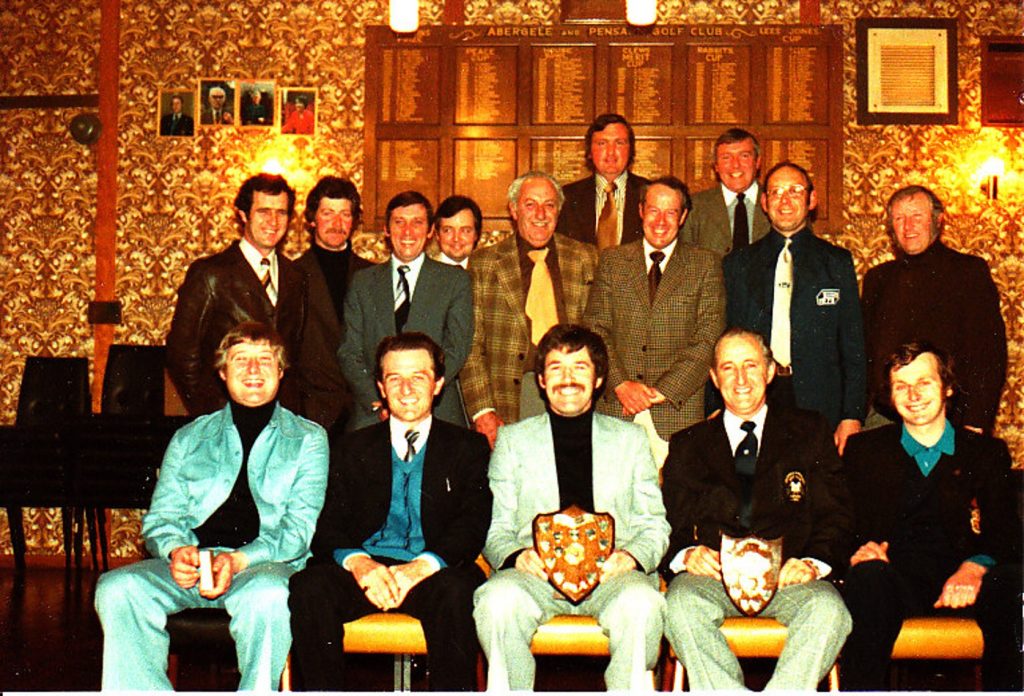 Successful snooker team in 1975.
